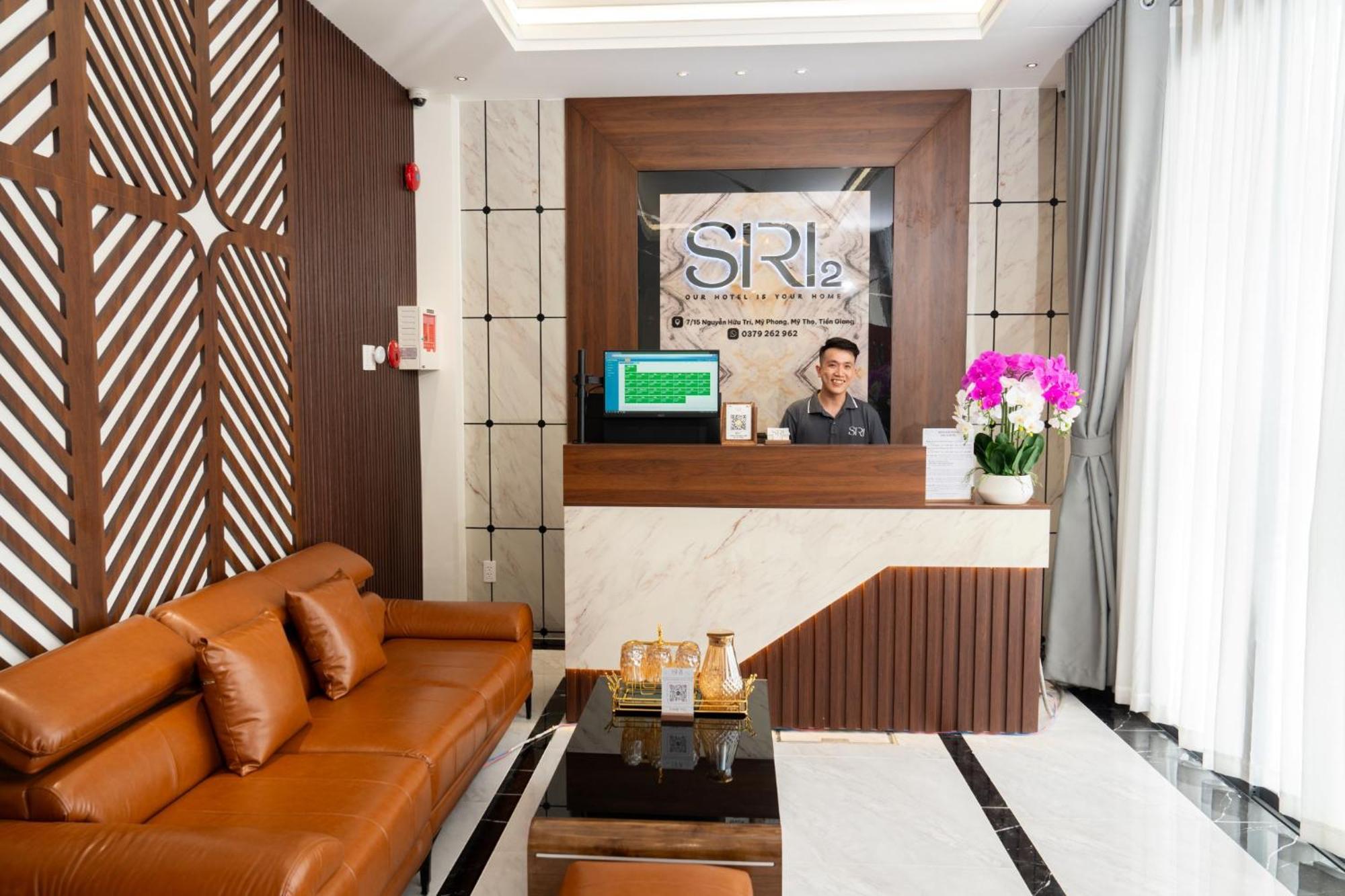 Siri 2 Hotel My Tho Exteriör bild